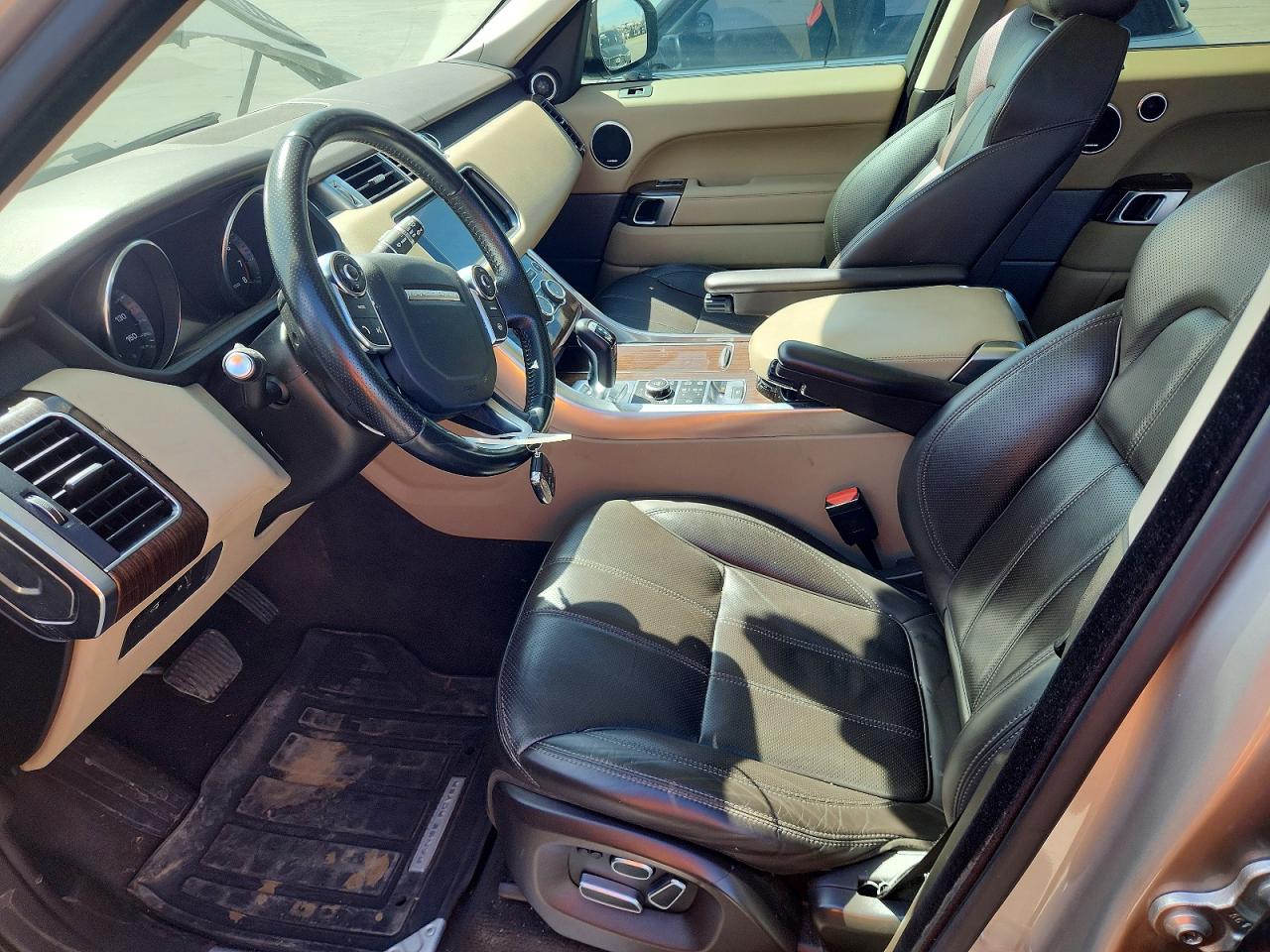 2015 LAND ROVER RANGE ROVER SPORT HSE photo 19