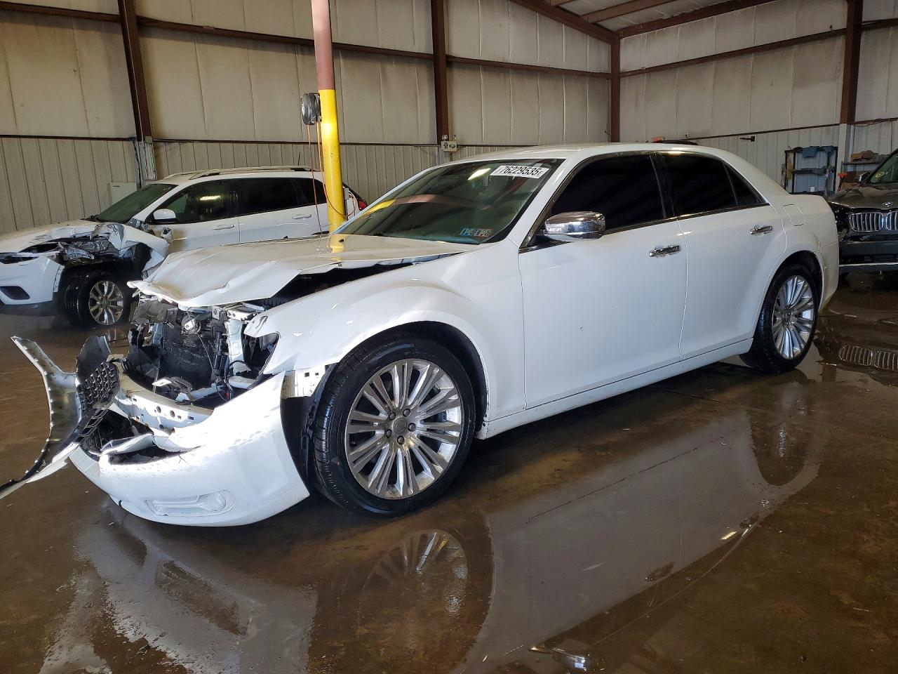 2013 CHRYSLER 300C