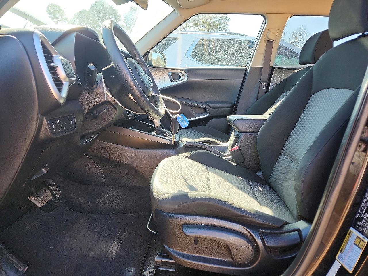 2022 KIA SOUL photo 7