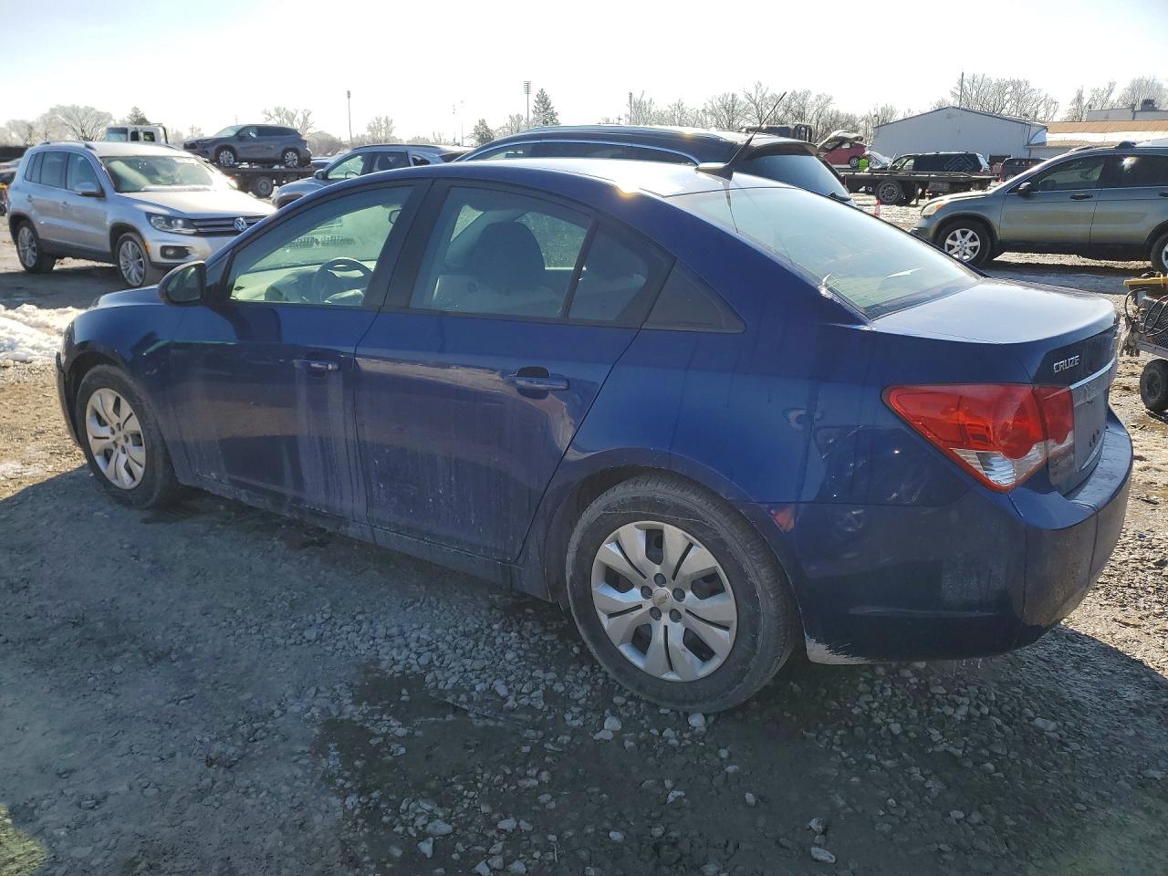 2013 CHEVROLET CRUZE LS photo 2