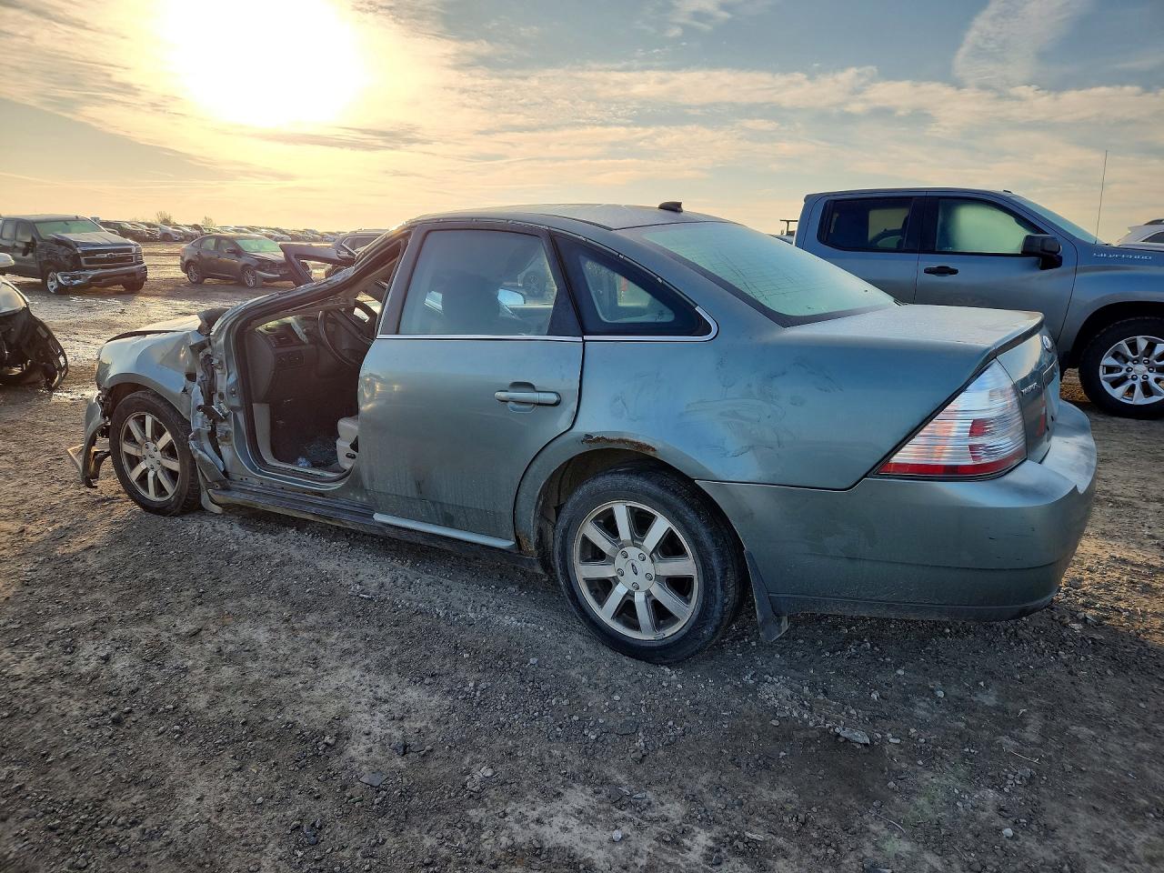 2008 FORD TAURUS SEL photo 3