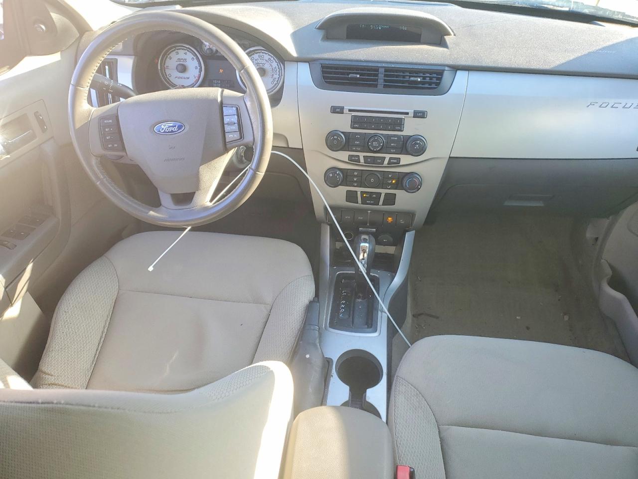 2009 FORD FOCUS SES photo 15