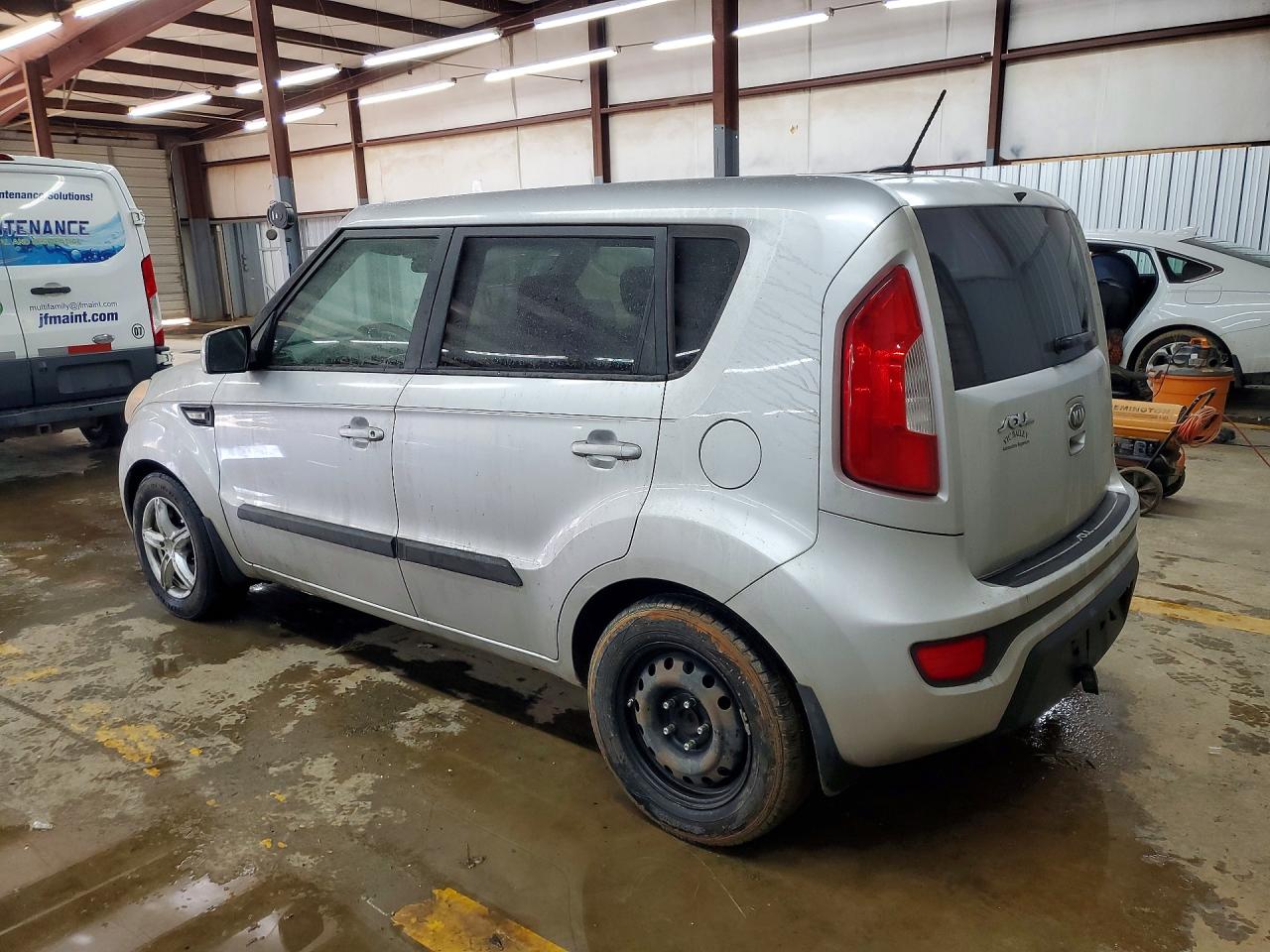 2013 KIA SOUL photo 2