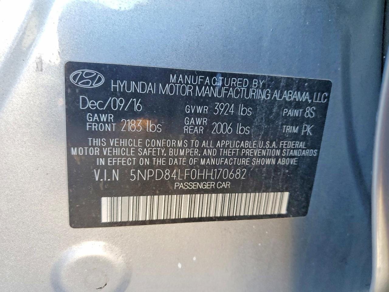 2017 HYUNDAI ELANTRA photo 12