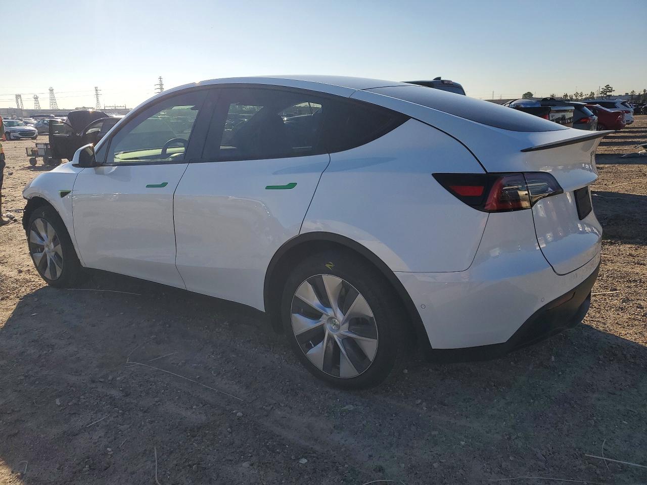 2021 TESLA MODEL Y photo 2