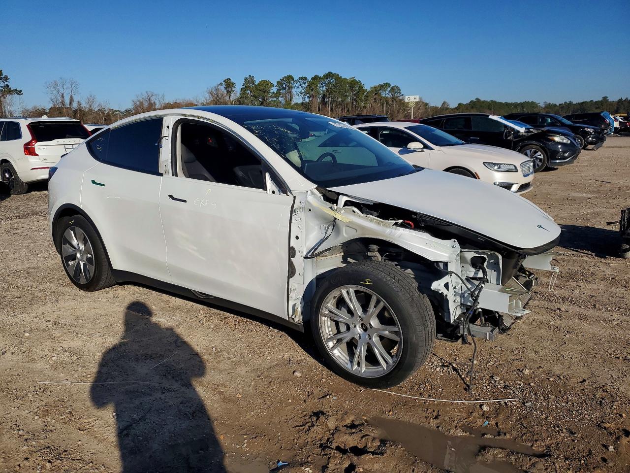 2021 TESLA MODEL Y photo 4