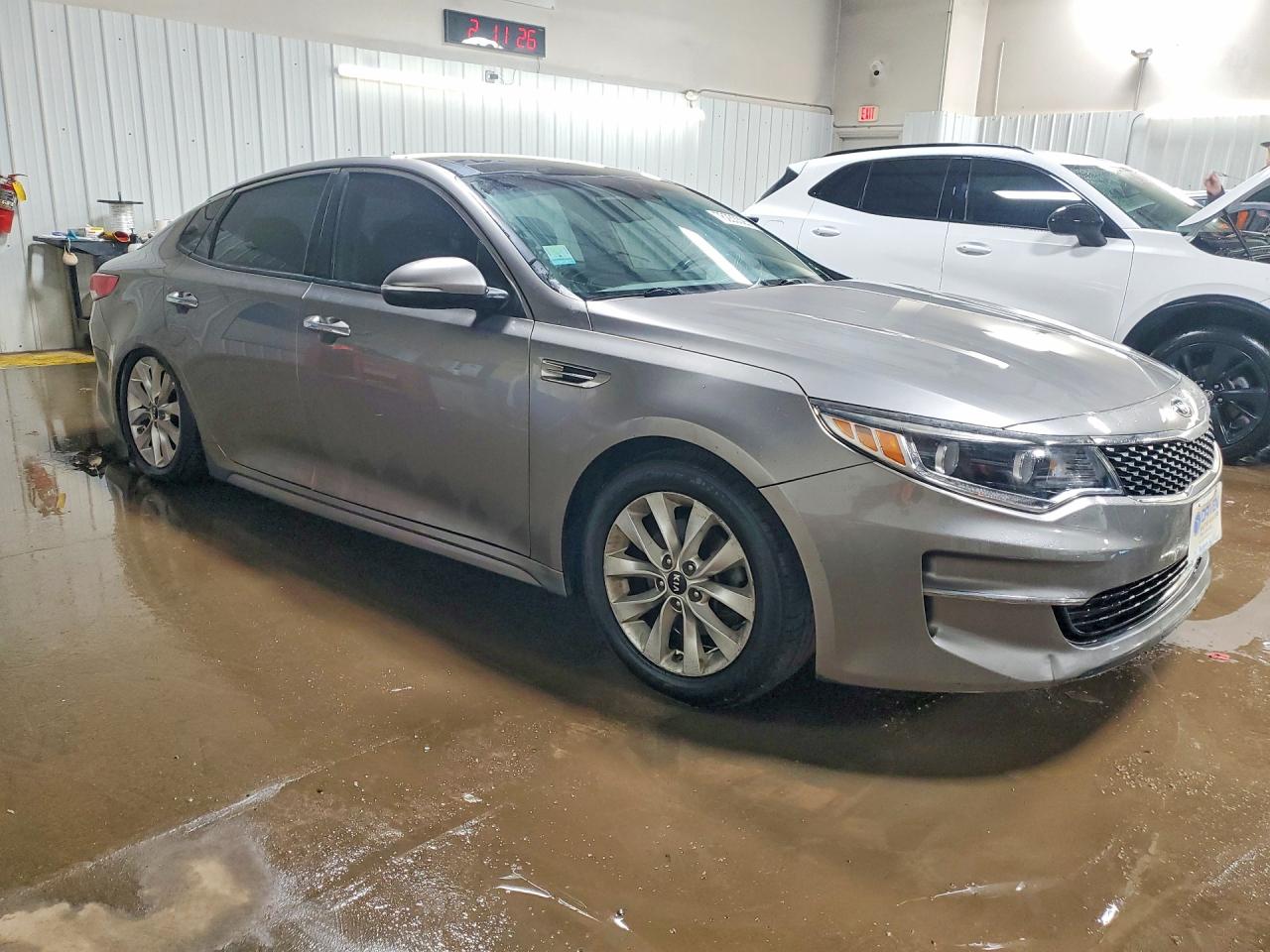 2016 KIA OPTIMA EX photo 7