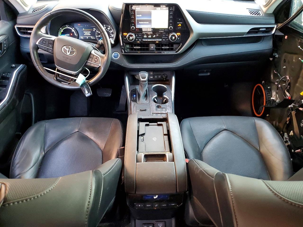 2021 TOYOTA HIGHLANDER photo 8