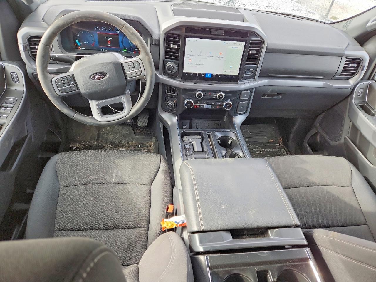 2025 FORD F150 XLT photo 15
