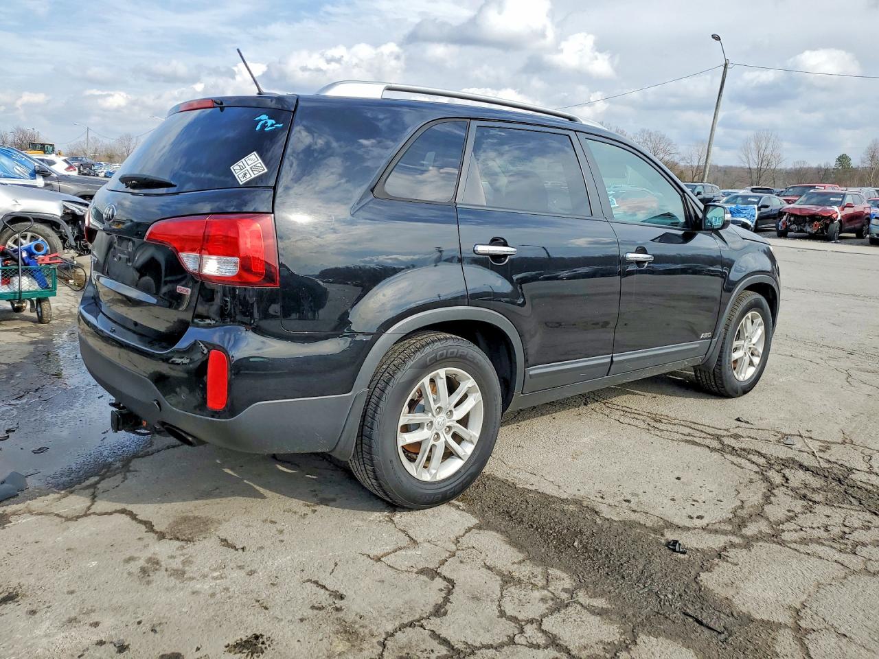 2015 KIA SORENTO LX photo 7