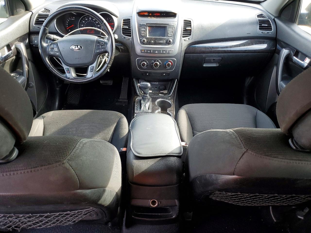 2015 KIA SORENTO LX photo 22