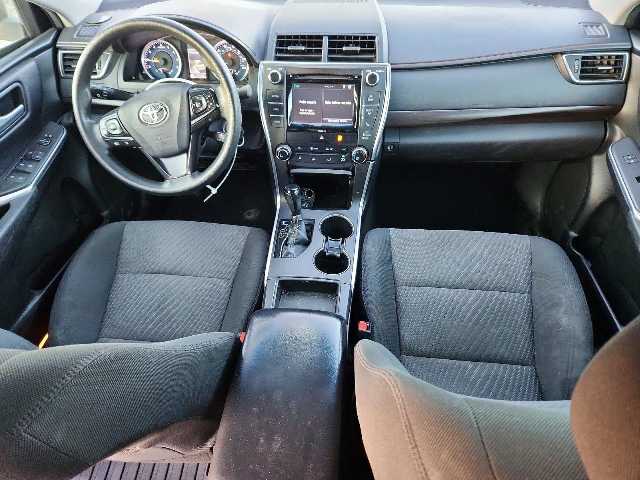 2017 TOYOTA CAMRY LE photo 15
