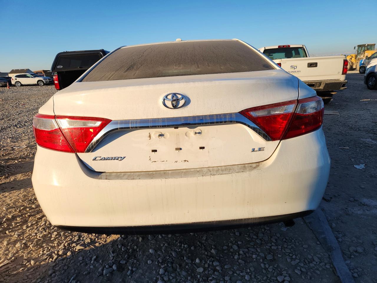 2017 TOYOTA CAMRY LE photo 11