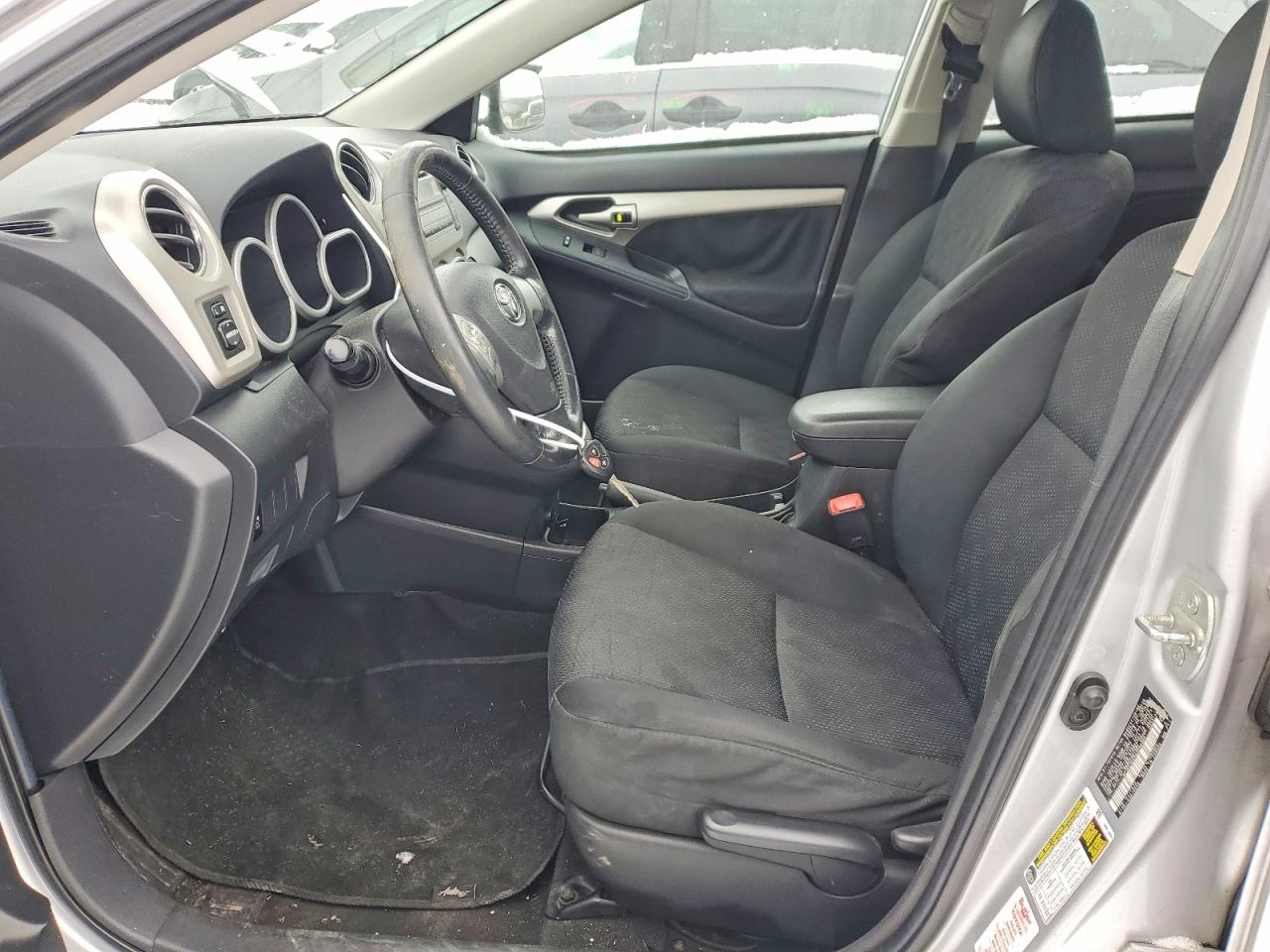 2010 TOYOTA COROLLA MATRIX S photo 7