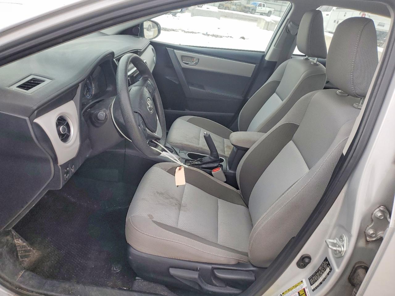 2017 TOYOTA COROLLA L photo 7