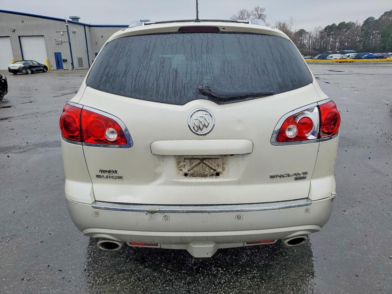 2010 BUICK ENCLAVE CXL photo 16