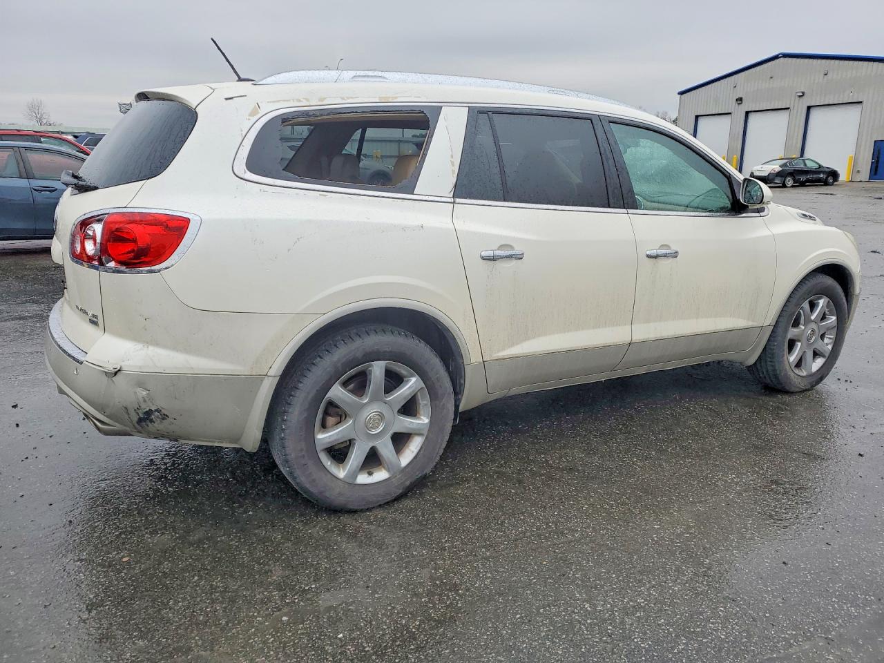 2010 BUICK ENCLAVE CXL photo 7