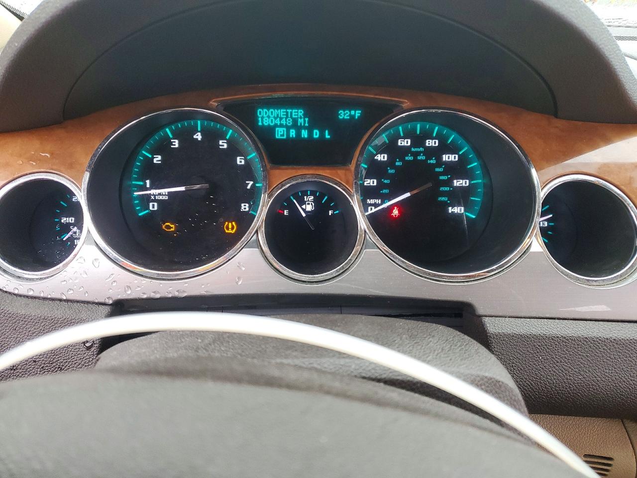 2010 BUICK ENCLAVE CXL photo 25