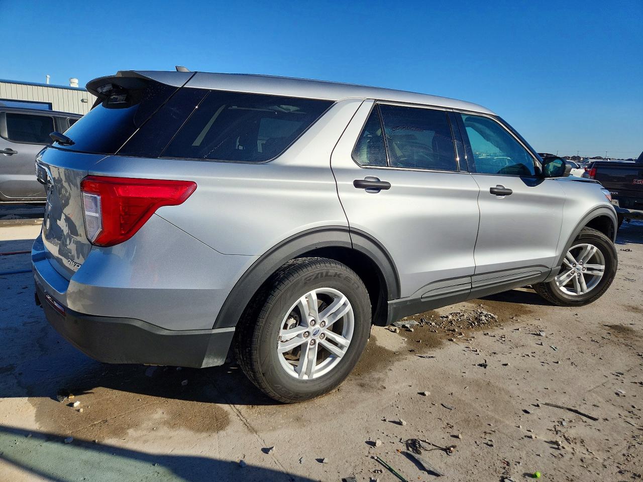 2023 FORD EXPLORER photo 5