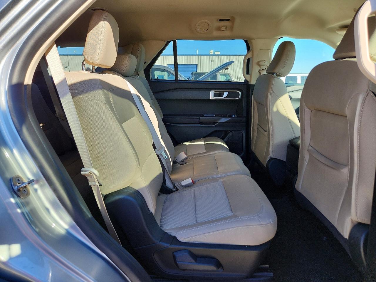 2023 FORD EXPLORER photo 21