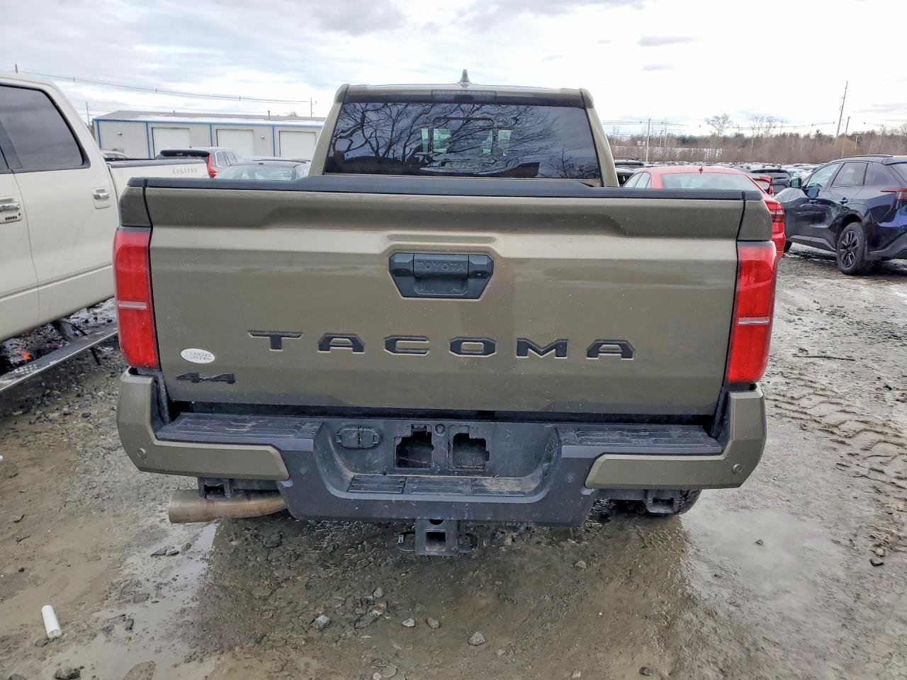 2025 TOYOTA TACOMA TRD OFF ROAD photo 11