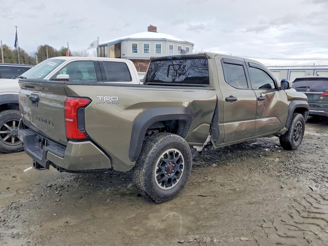 2025 TOYOTA TACOMA TRD OFF ROAD photo 5