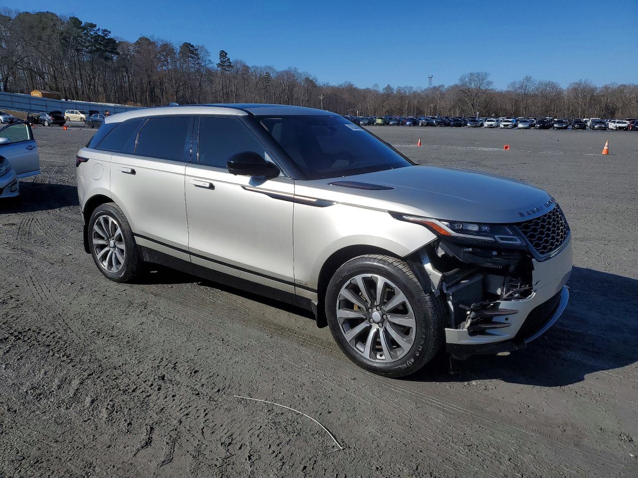 2018 LAND ROVER RANGE ROVER VELAR R-DYNAMIC SE photo 7