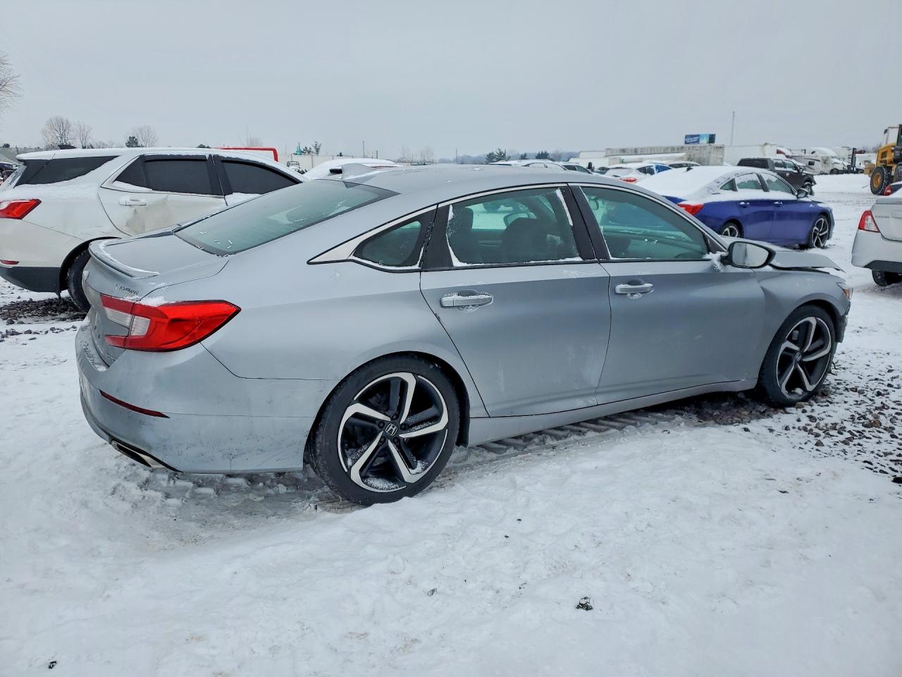 2018 HONDA ACCORD SPORT photo 5