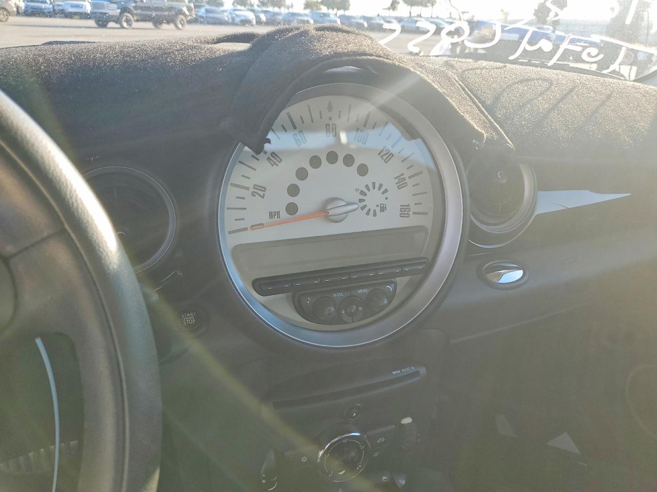 2011 MINI COOPER S photo 9