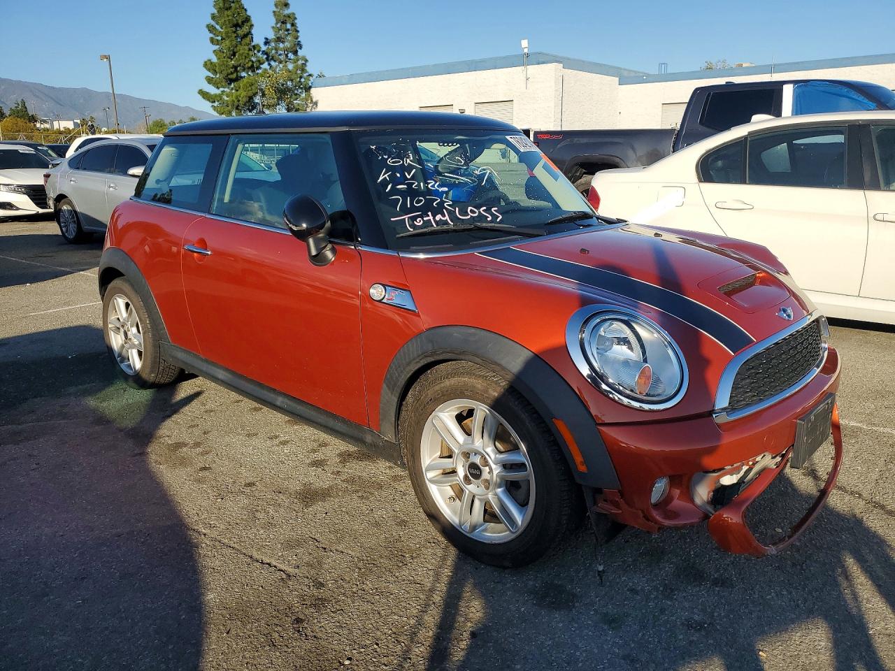 2011 MINI COOPER S photo 4