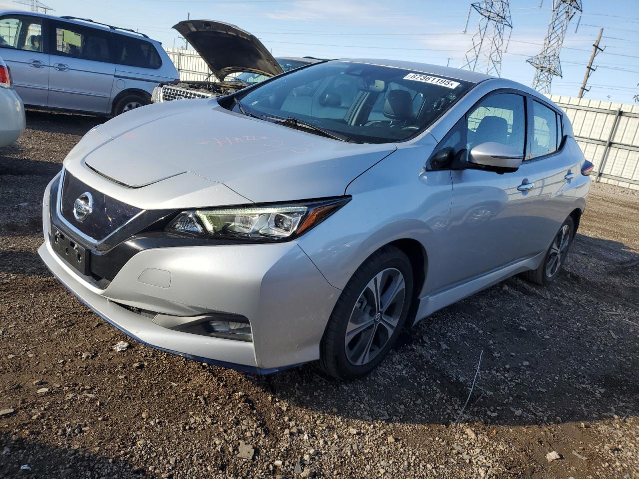 2021 NISSAN LEAF