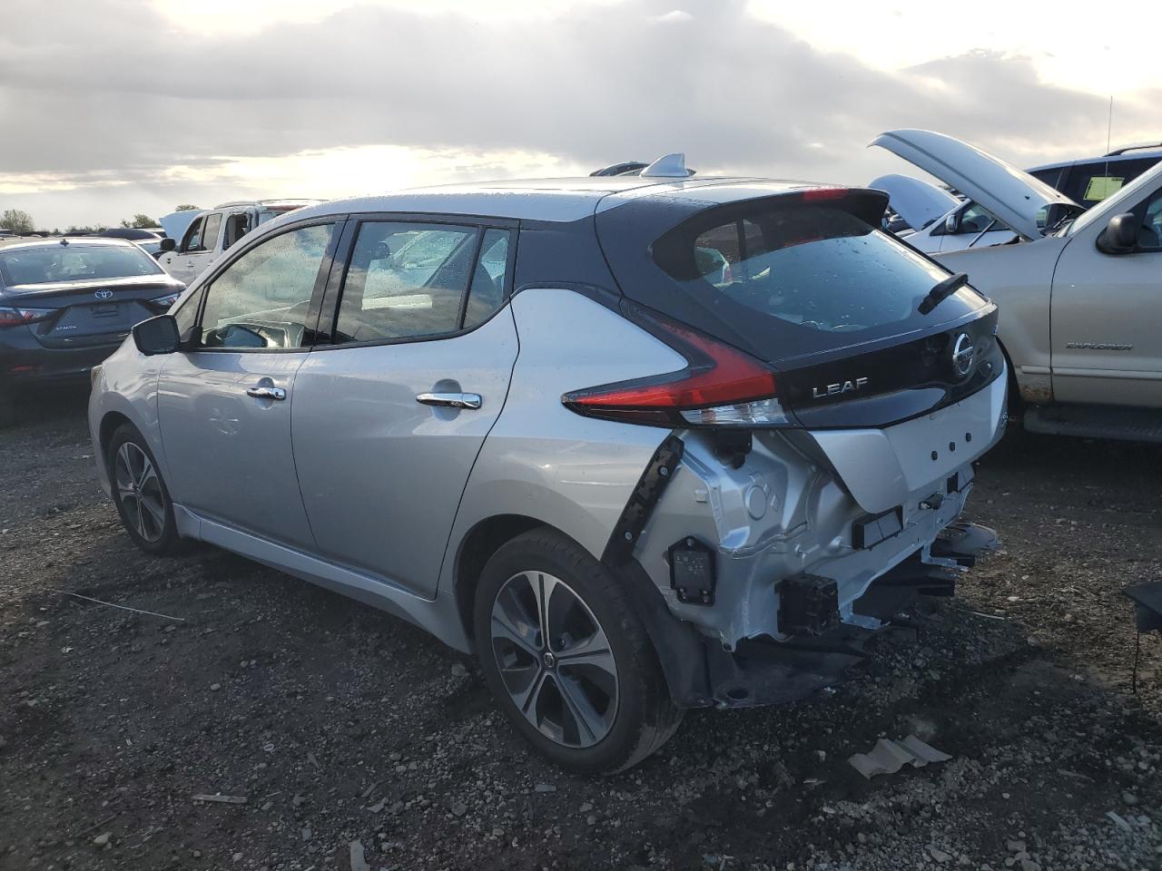 2021 NISSAN LEAF SL PLUS photo 3