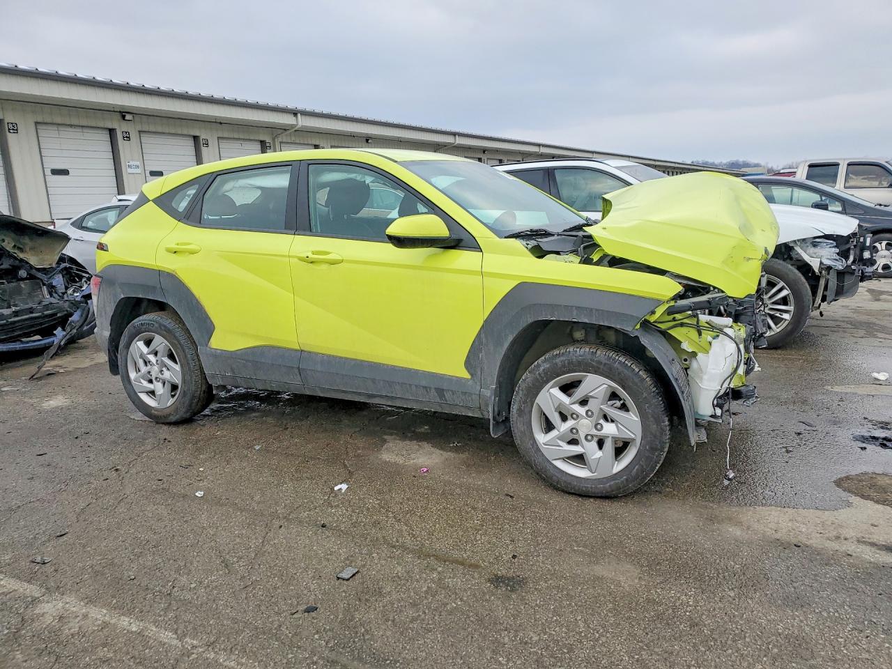 2024 HYUNDAI KONA SE photo 4