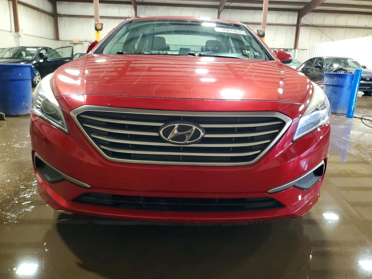 2017 HYUNDAI SONATA SE photo 9