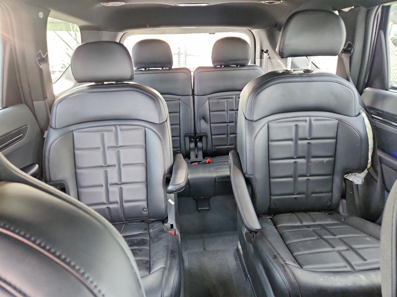 2026 KIA EV9 LAND photo 28