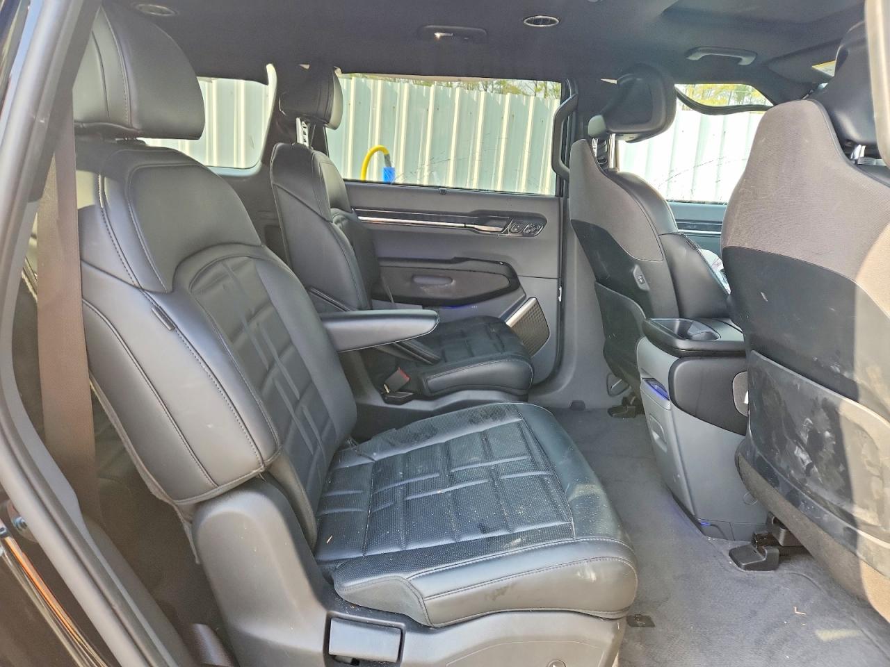 2026 KIA EV9 LAND photo 31