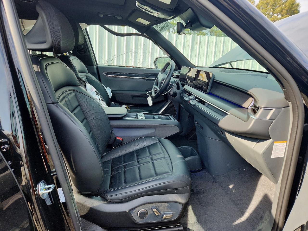 2026 KIA EV9 LAND photo 19