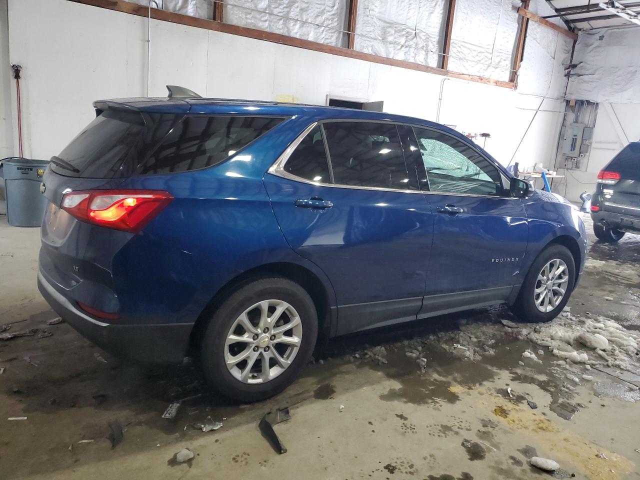 2019 CHEVROLET EQUINOX LT photo 3