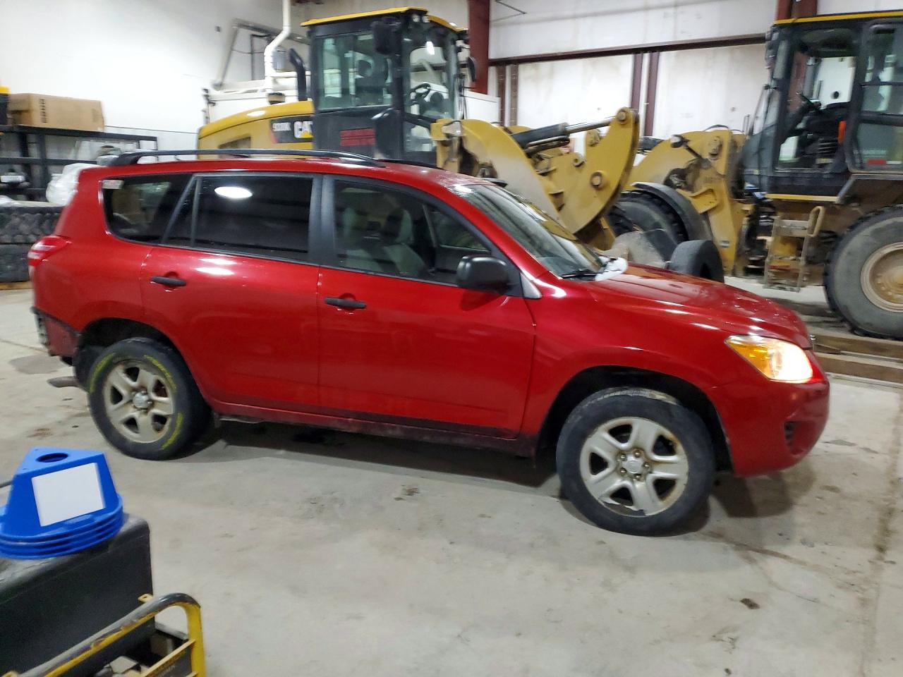 2012 TOYOTA RAV4 photo 4