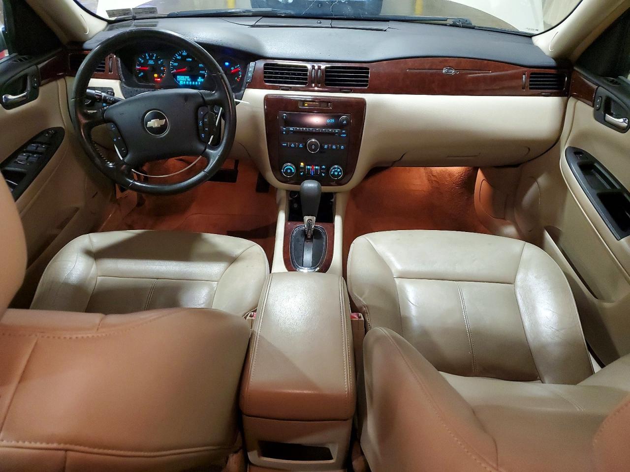 2010 CHEVROLET IMPALA LT photo 22