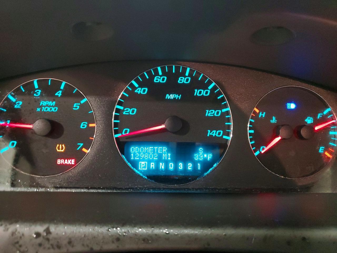 2010 CHEVROLET IMPALA LT photo 25