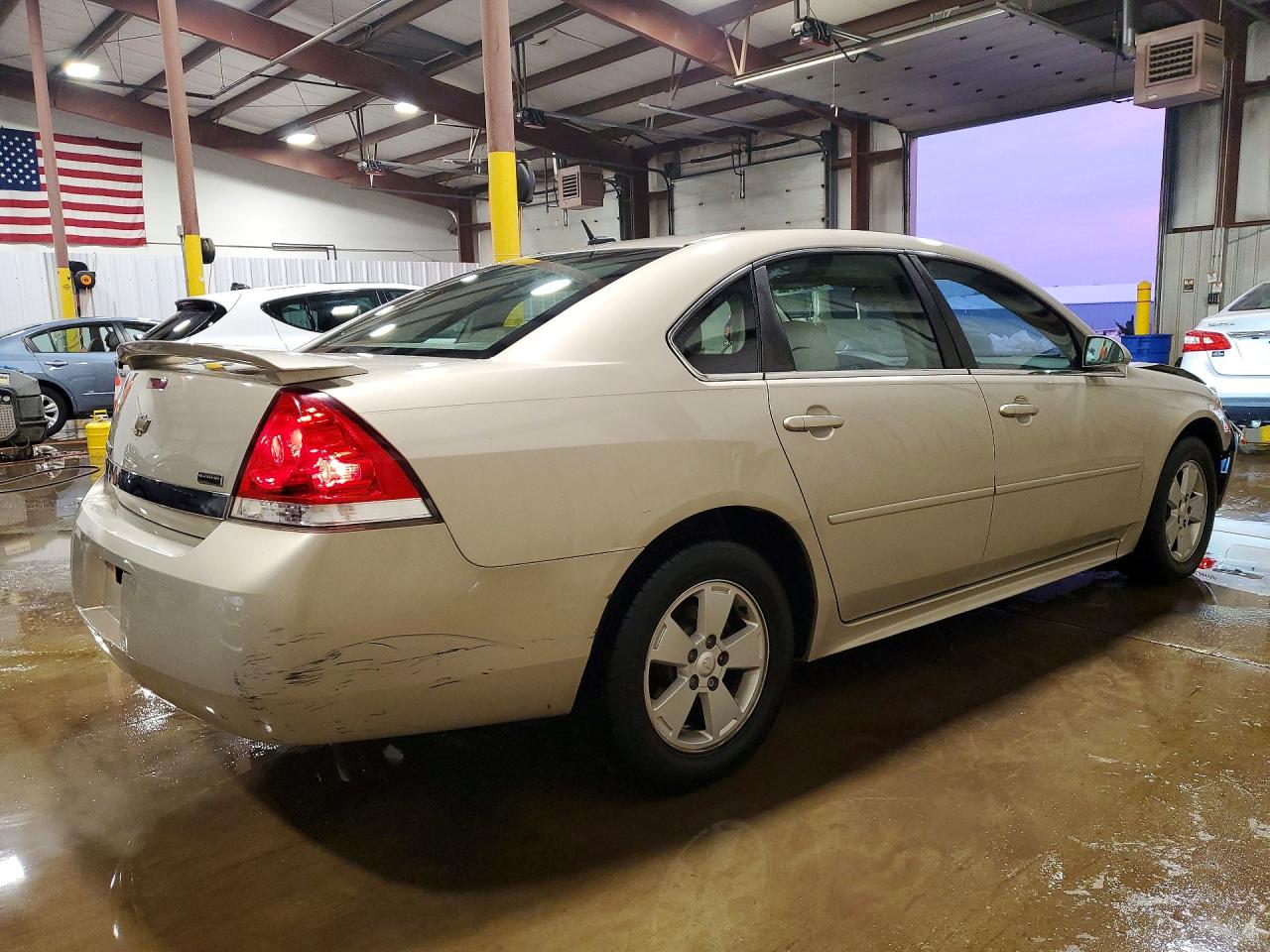 2010 CHEVROLET IMPALA LT photo 7
