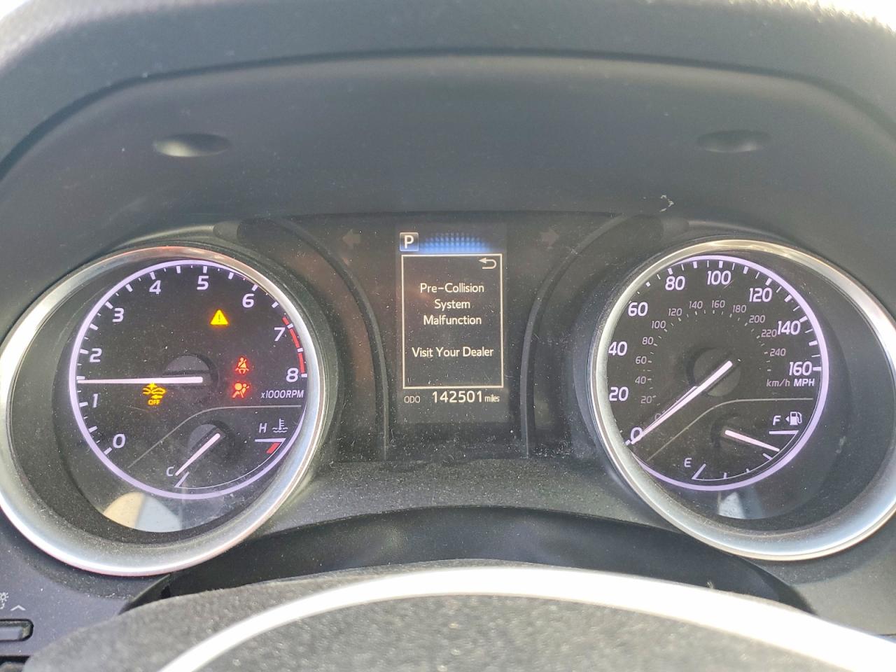 2018 TOYOTA CAMRY LE photo 17