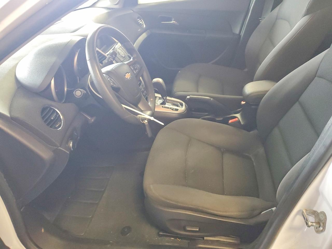 2016 CHEVROLET CRUZE LIMITED LT photo 13