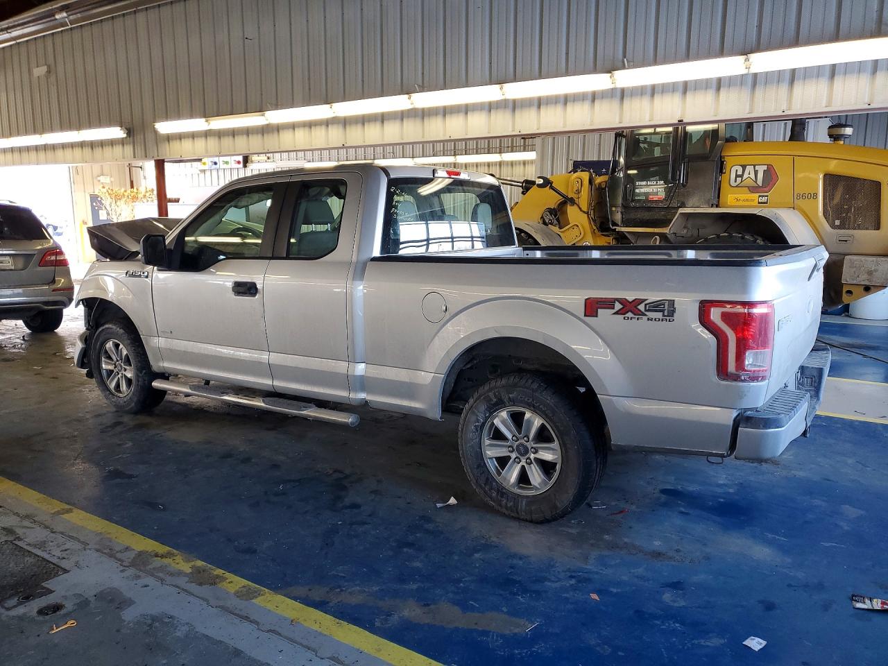 2015 FORD F150 SUPER CAB photo 2