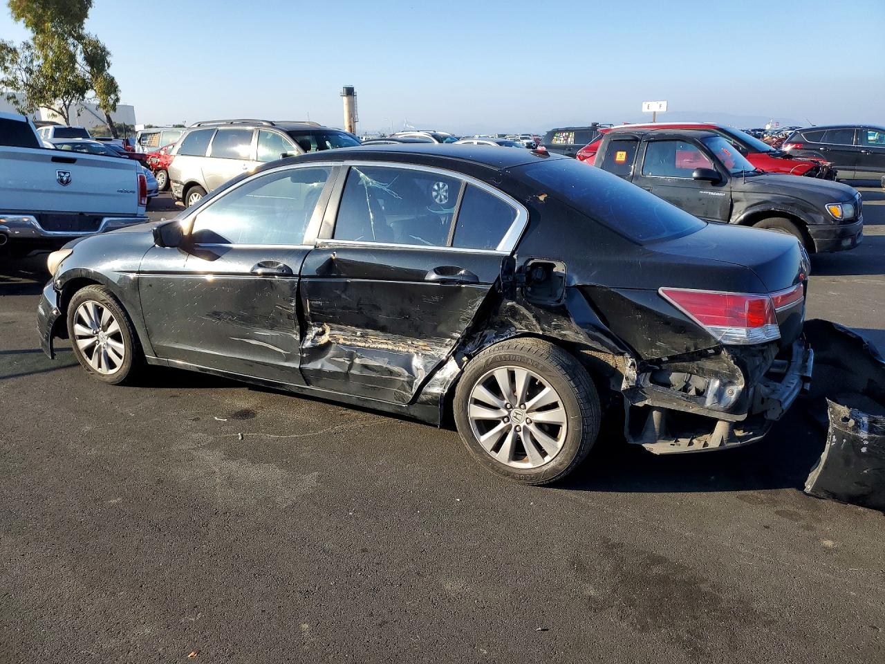 2011 HONDA ACCORD EXL photo 3