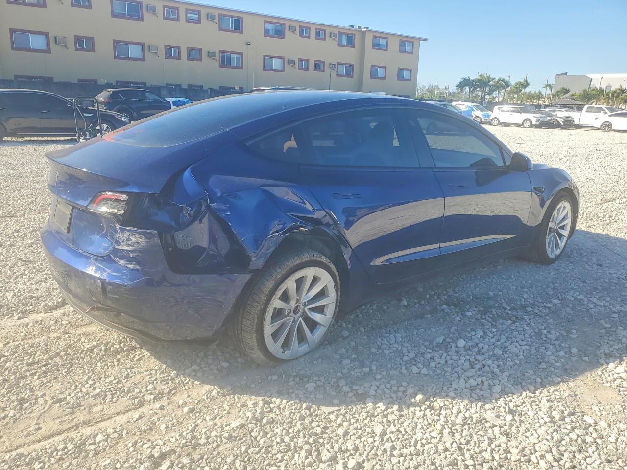 2023 TESLA MODEL 3 photo 3