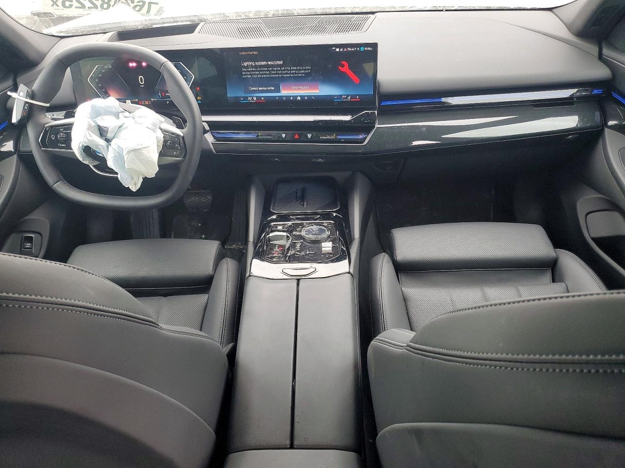 2025 BMW 530 XI photo 15