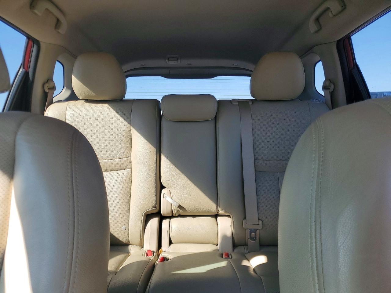 2016 NISSAN ROGUE S photo 19