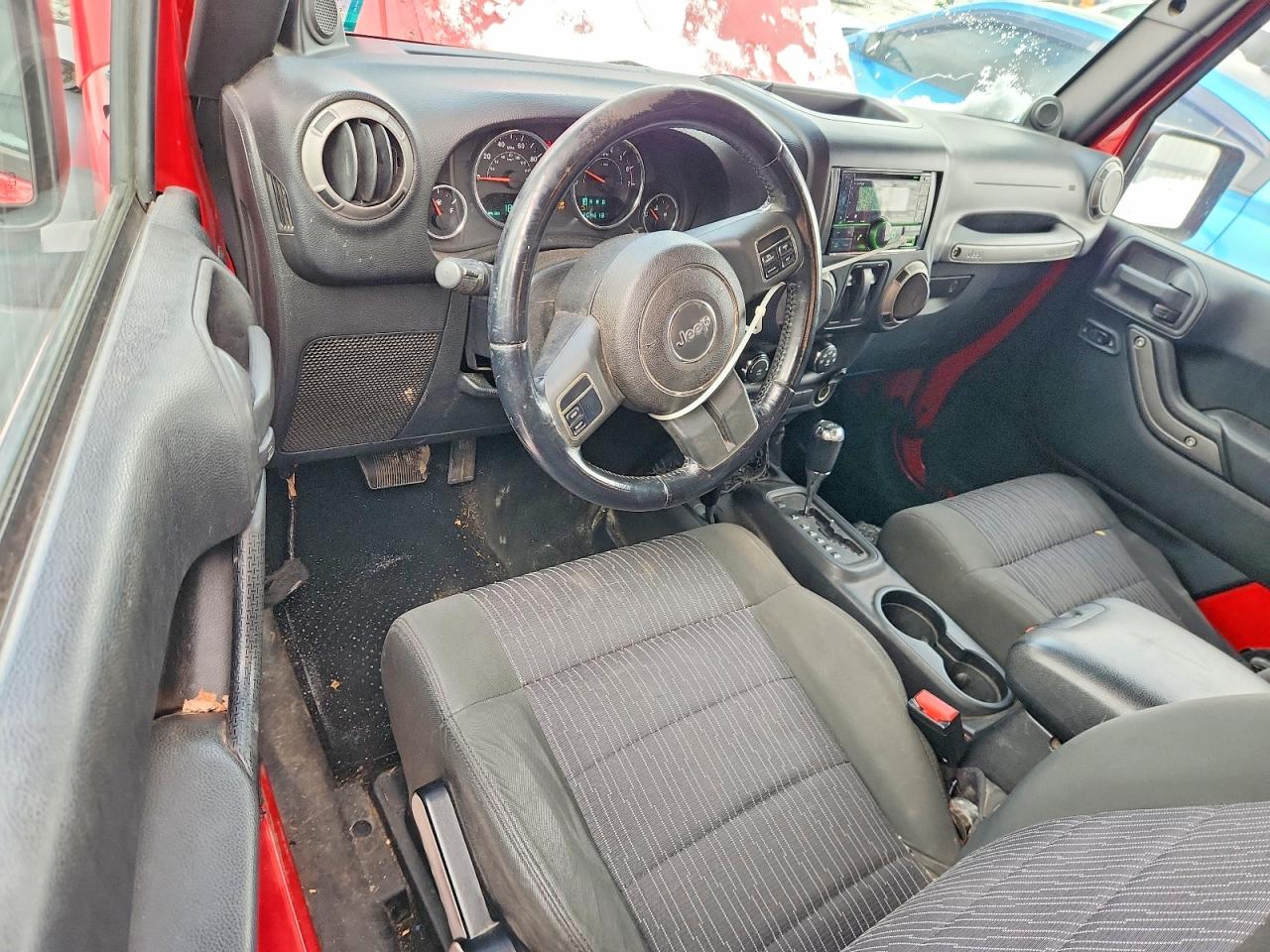 2011 JEEP WRANGLER photo 15